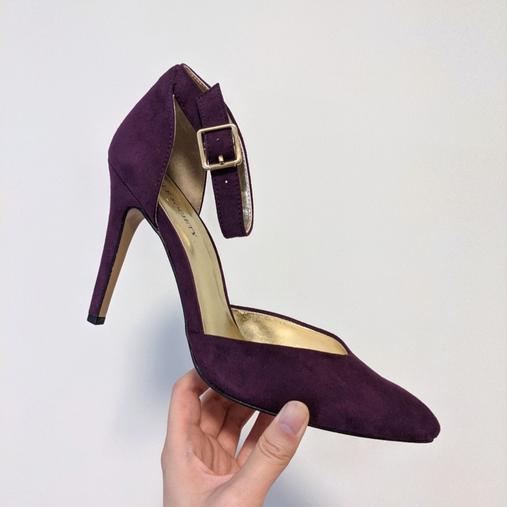 Purple pointed suede heels